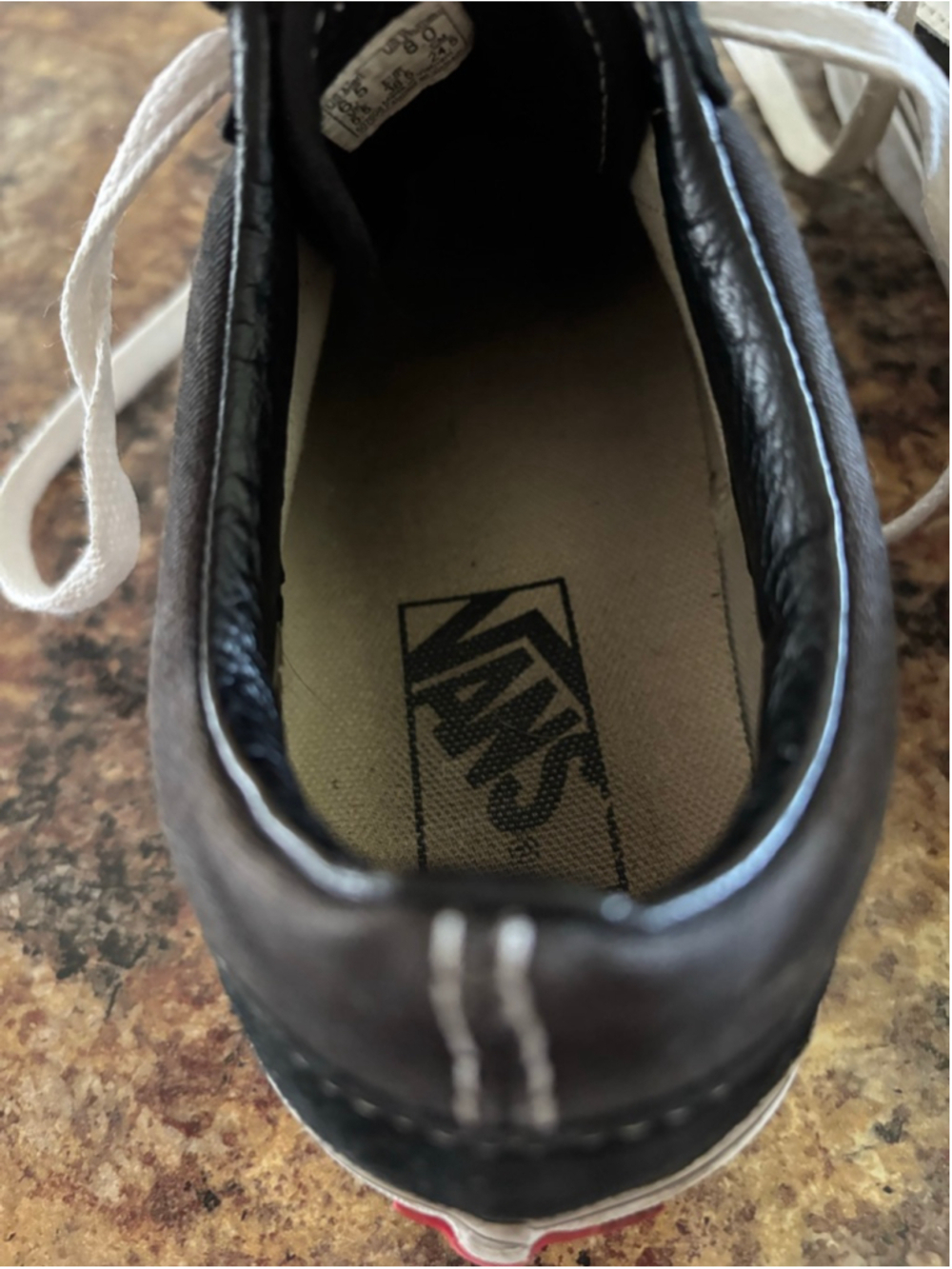 Vans Old Skool Black White Men’s 6.5 Women’s 8 Classic Skate Shoes - Picture 7 of 9
